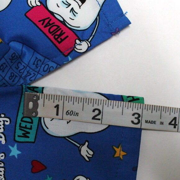 NWT Dickies Dental Theme Short Sleeve V Neck Graphic Scrub Top With Pockets - Picture 6 of 15